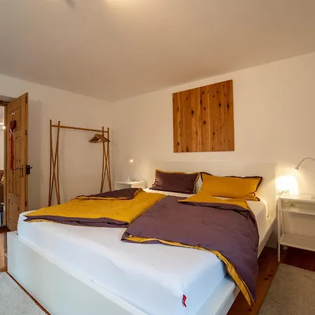 Moderne Helle Ferienwohnung 1-6 Pers - Chasa32 In Guarda Apartment Guarda